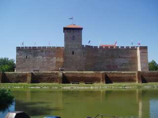 Gyula, Vár 1.kép.jpg Gyula, Vár 1.kép.jpg