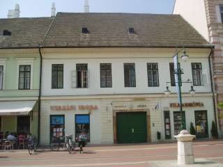 Szeged, Klauzál tér 07.jpg Szeged, Klauzál tér 07.jpg